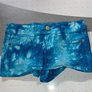 blue tie dye shorts
